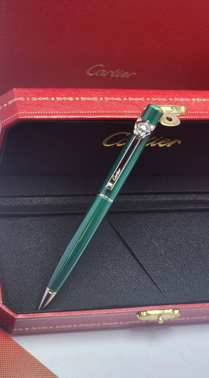 Cartier 
pen master quality 
with box and paper bag 
🎁🎁🎁

95 dhs💓


Zain59
♥️♥️♥️