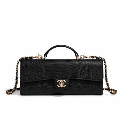 CHANEL 

NEW CAME 

GOOD QUALITY 

105 dhs🇦🇪🇦🇪

Size :25cm

Zain39
Zain295
Zain17
♥️♥️♥️