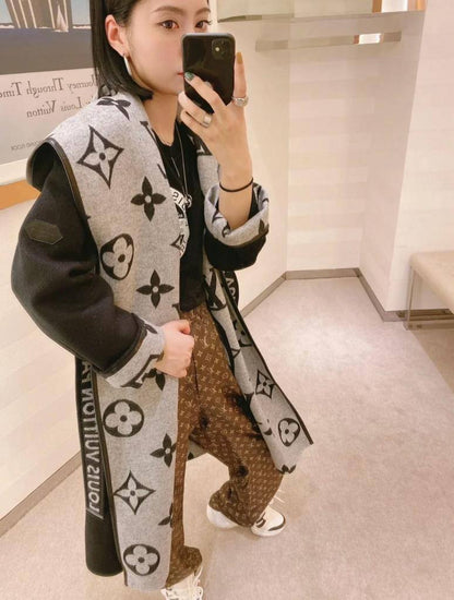 *New collections master                                             
good pualiit 💖👌🧥🧥
*AVAILABLE
280 dhs🪙💕
size：S M L

Zain231
♥️♥️♥️