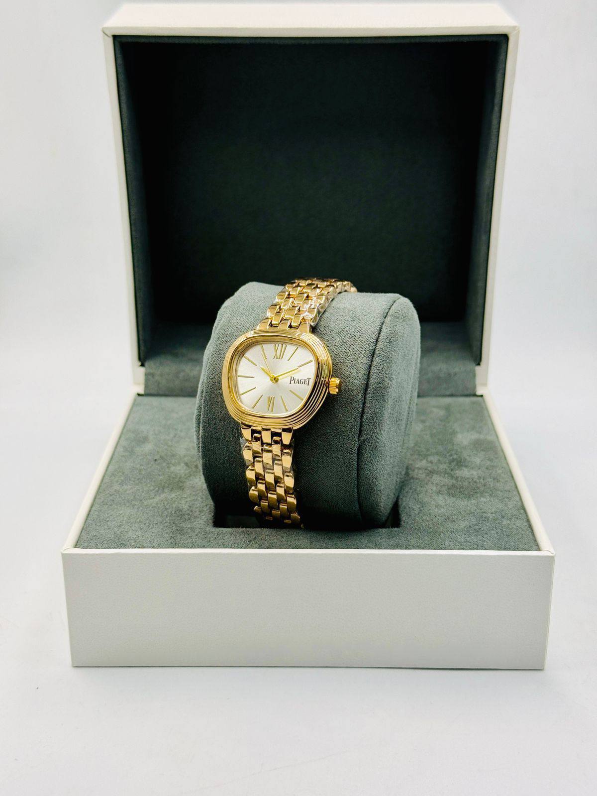 Piaget ladies
*Offer price 
40 dhs🪙🌨️

Zain08
♥️♥️♥️