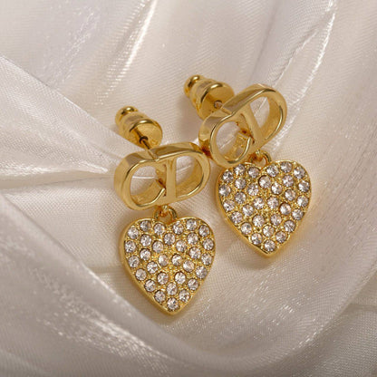 Dior set 🌺
Necklace 
Earrings 
Bracelet 
*Master quality* 🪩

130 dhs❣️
normal box

Zain48
♥️♥️♥️