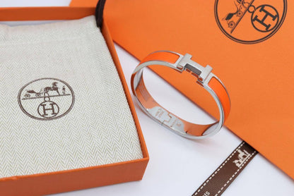 Hermes Bracelet

Super Master
110 dhs🇦🇪🇦🇪


Zain33
♥️♥️♥️