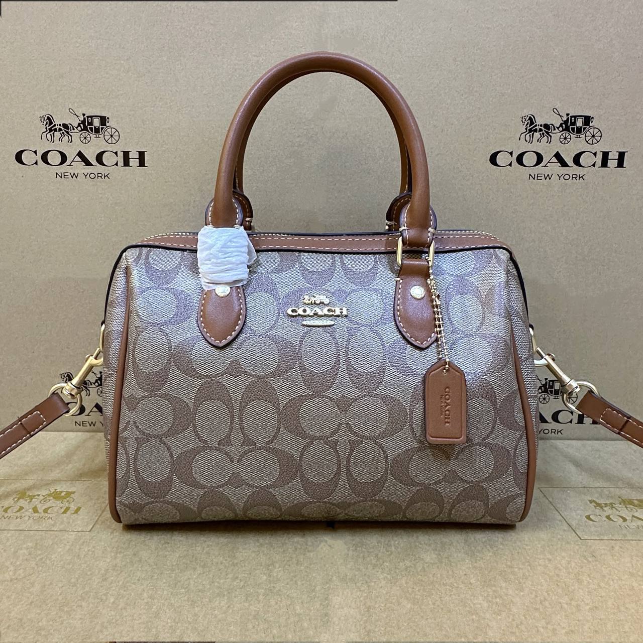 COACH 
HIGH QUALITY 
WITH BOX 
120 dhs💓
25cm

Zain39
♥️♥️♥️