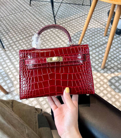 Hermes

340 dhs🇦🇪🇦🇪🇦🇪

Zain153
♥️♥️♥️