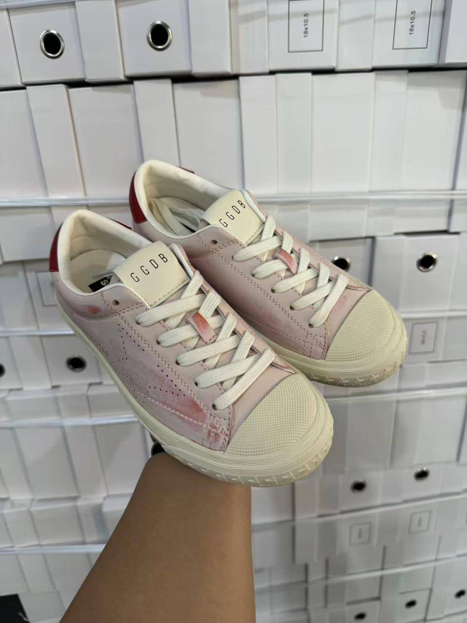 NEW CAME 
GOLDEN GOOSE / DB SHOES 
105 dhs🪙💚
Size 36 TO 41 

Zain40
♥️♥️♥️
