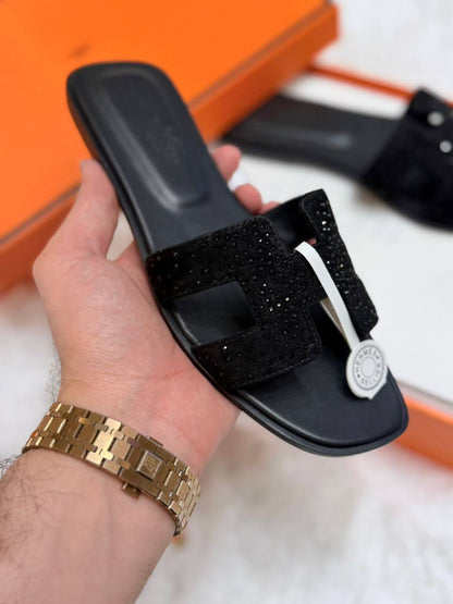 😍  HERME’S 😍

💎 _*SUPER MASTER*_ 💎

Size 37 To 41

400 dhs💓

Zain292
♥️♥️♥️