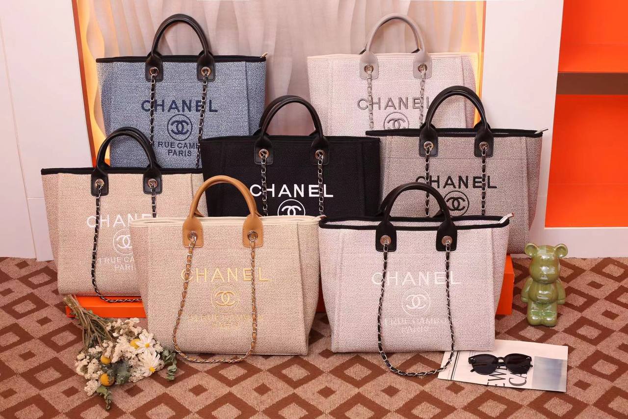Chanel
100 dhs🌺

Zain74
♥️♥️♥️