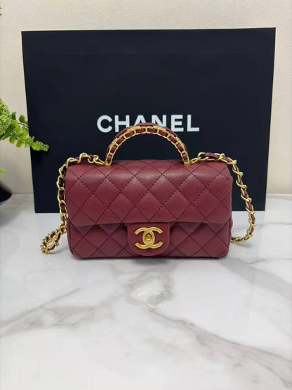 Chanel

20cm🥰 

with Box 
🎁🎁🎁

260 dhs💓

Zain228
♥️♥️♥️