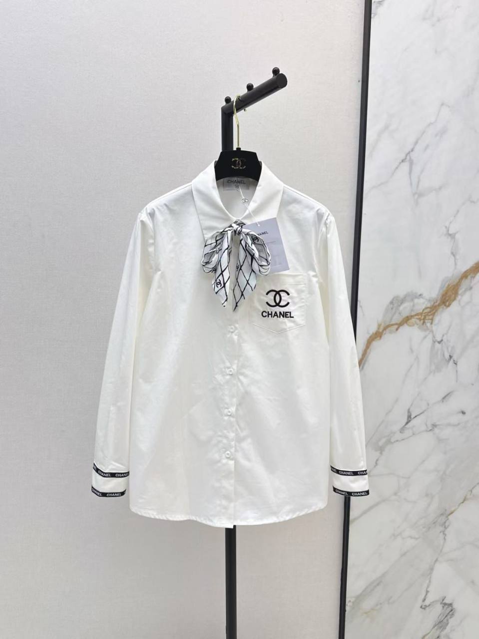 *New collections*                                                
CHANEL
*Super Master quality*
*Sizes: S M L* 
350 dhs💓

Zain308
♥️♥️♥️