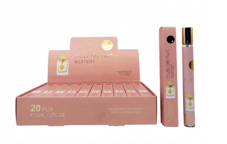 Perfume box

20 pc inside

80 dhs 

full box🎁🎁🎁

Zain254
♥️♥️♥️