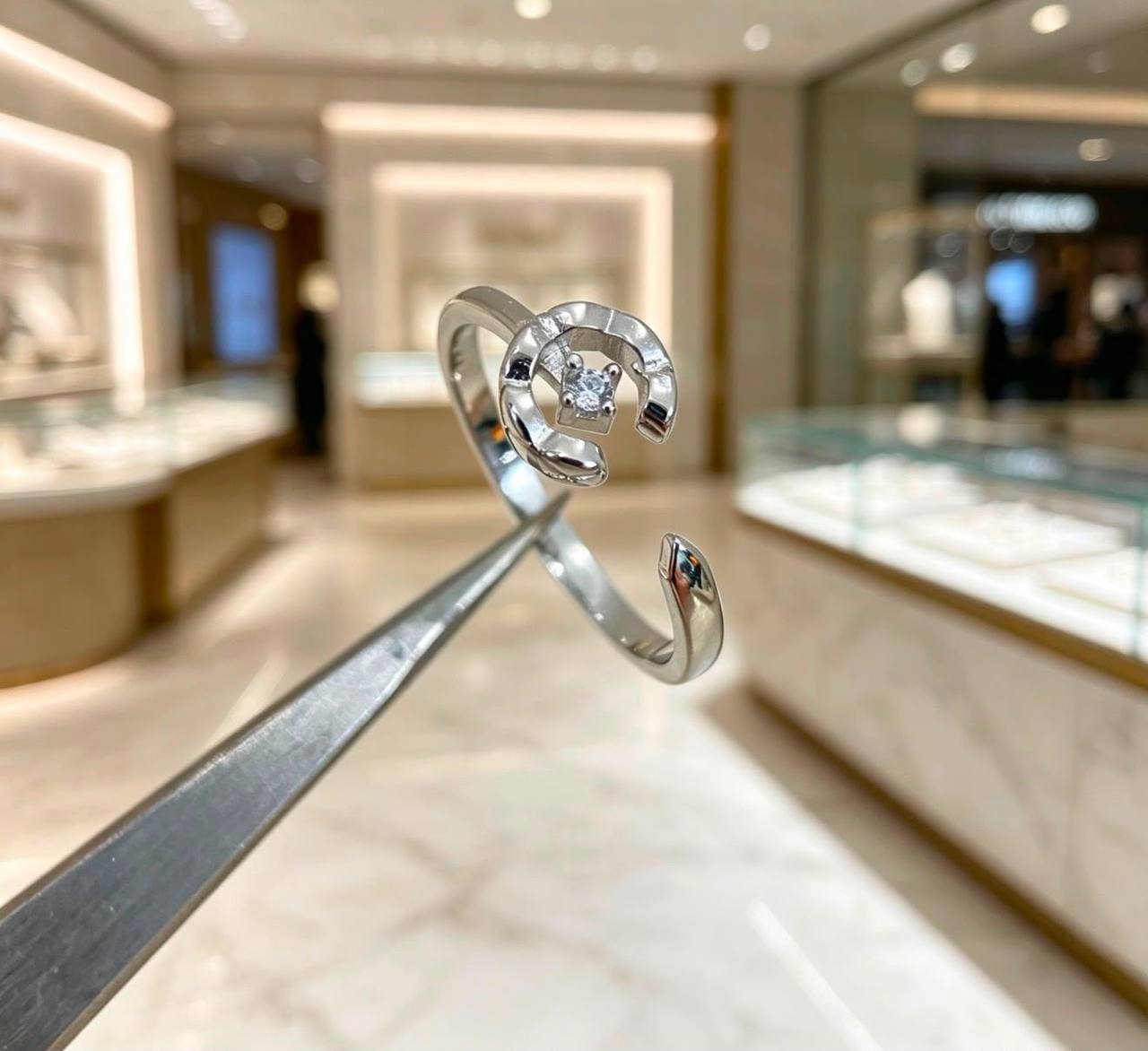 Chanel Ring💍 

Master quality 

Adjustable 
70 dhs🇦🇪🇦🇪

normal box 📦

Zain216
Zain48
♥️♥️♥️
