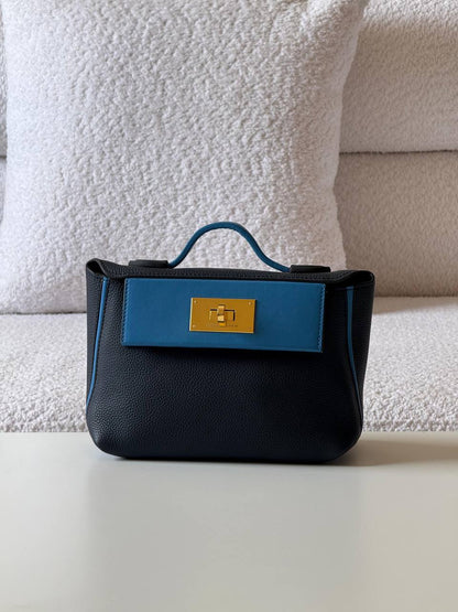 Hermes
23cm💥Master quality ✅with box📦
380 dhs🌺

Zain52
♥️♥️♥️