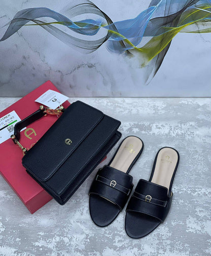 Aigner 
shoes and bag set

170 dhs❣️

Zain175
♥️♥️♥️