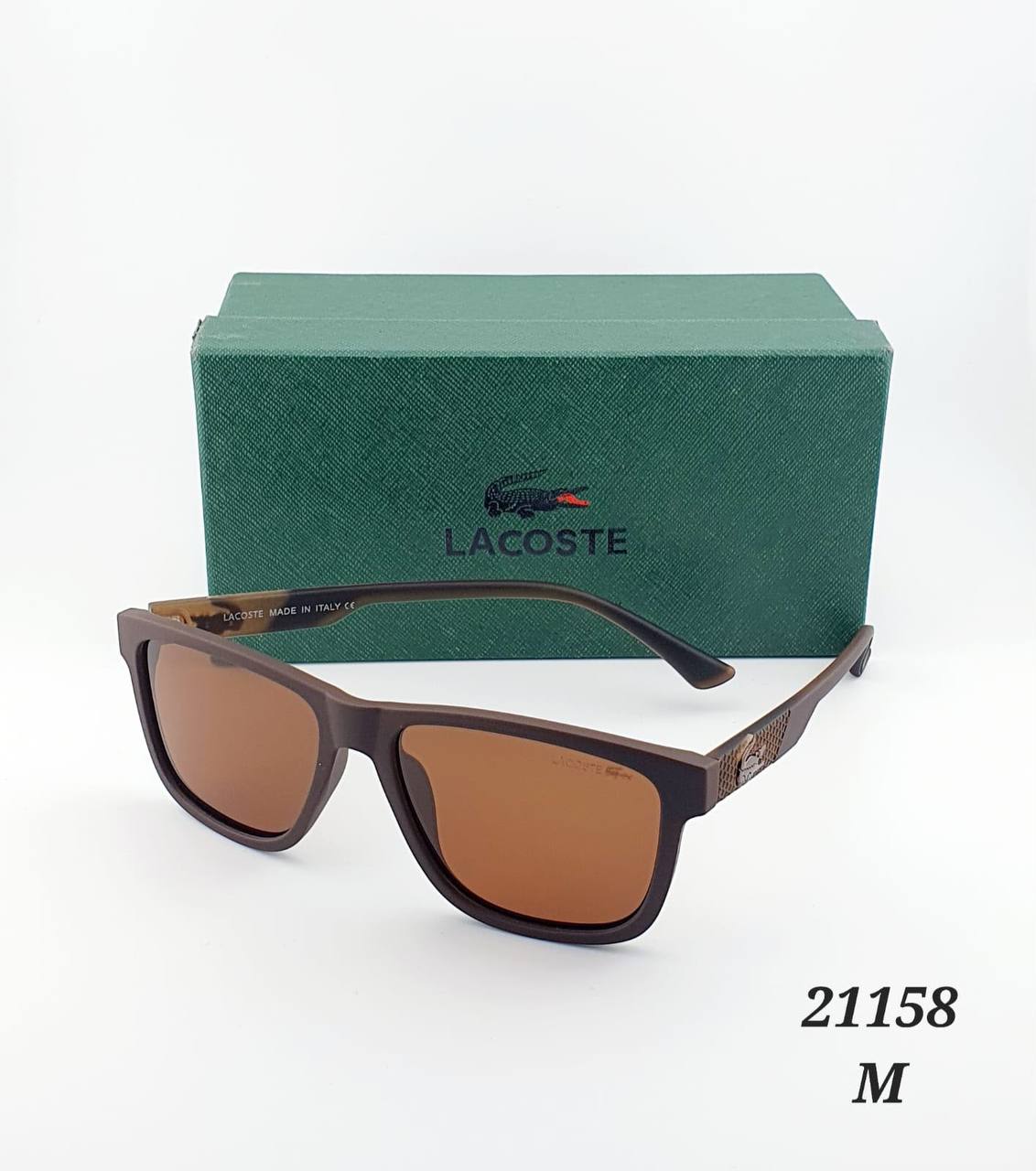 Lacoste

Good quality 

75 dhs🇦🇪🇦🇪

Zain182
♥️♥️♥️