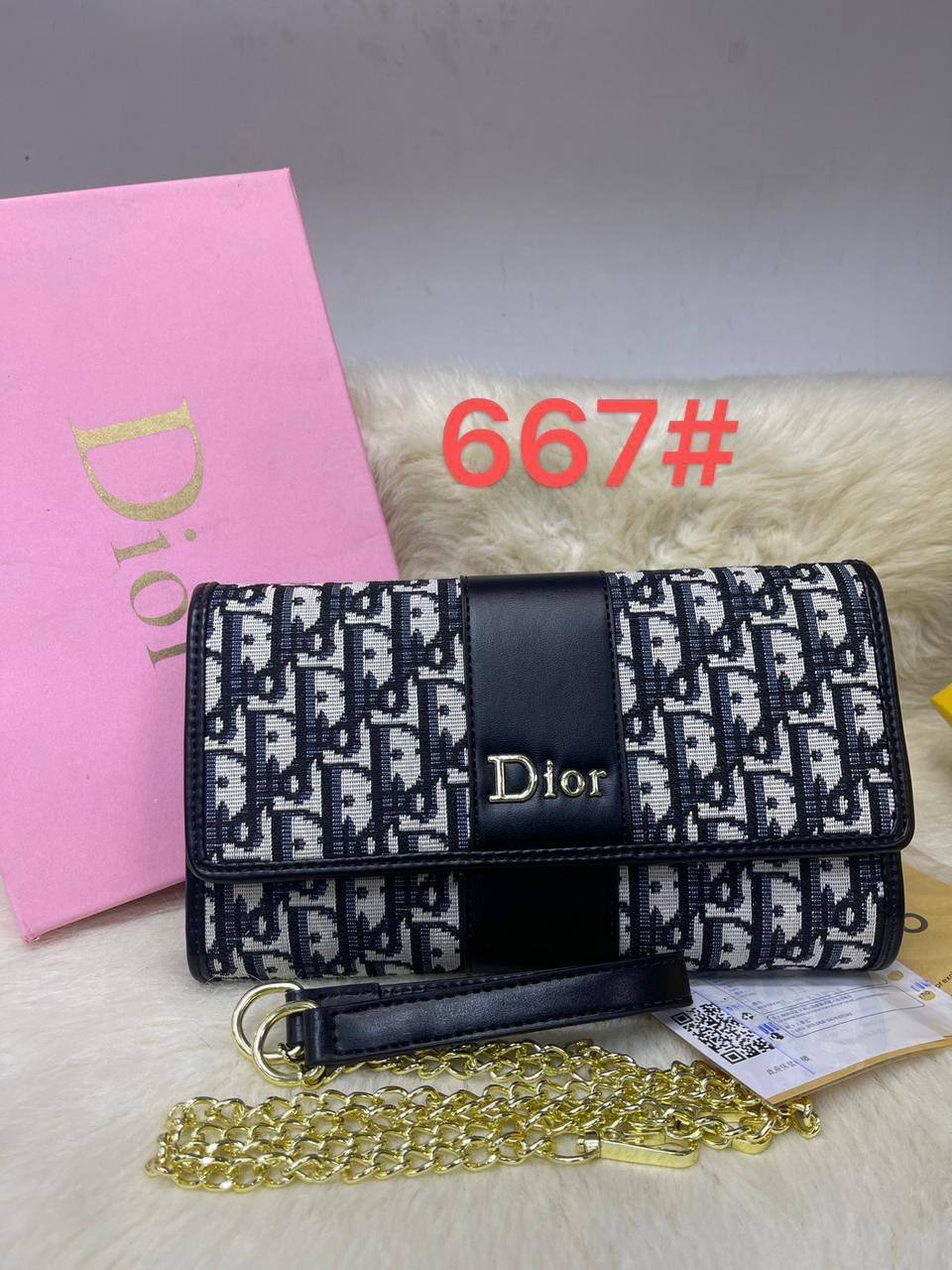 Bagsق
Update Stock
80 dhs✅ 

with box
🎁🎁🎁

good quality

Zain50
♥️♥️♥️