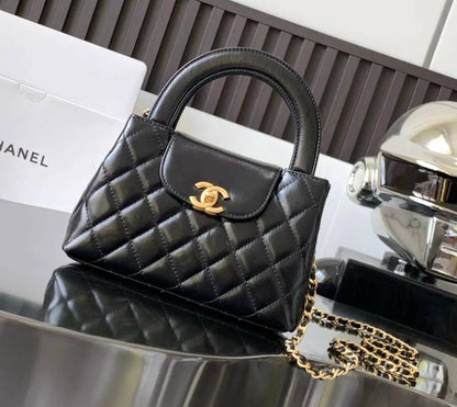 Chanel
Master 
For Price 👇 WTSP Text Zain 0568585901

Zain142
♥️♥️♥️