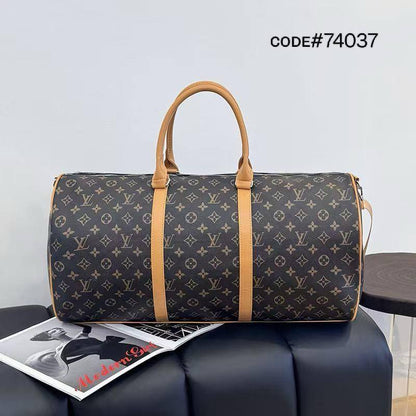 LV / GUCCI
TRAVELLING BAG
ᴄᴀɴᴠᴀss ᴍᴀᴛᴇʀɪᴀʟ
sɪᴢᴇ : 55 cm

70 dhs✅

Zain31
♥️♥️♥️