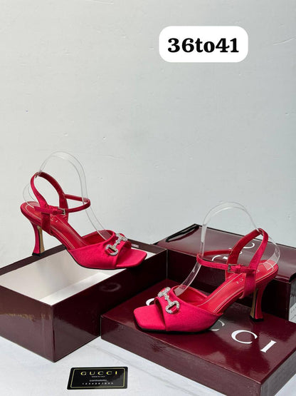 GUCCI
SIZE 36-41
110 dhs🇦🇪

Zain21
♥️♥️♥️