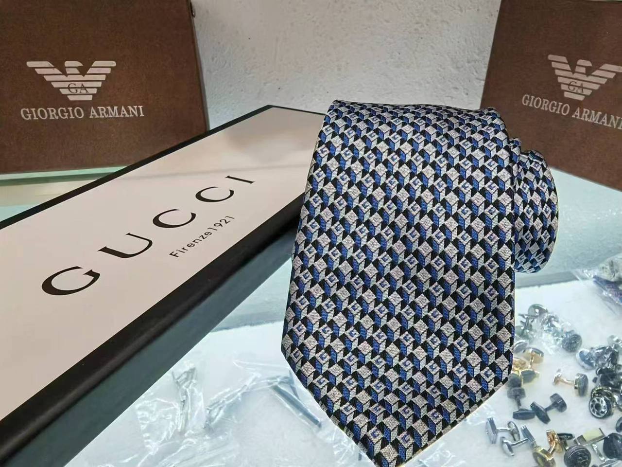 TIE

*MASTER QUALITY*

190 dhs🌺

Zain202
♥️♥️♥️