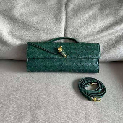 Bottega 
Master
280 dhs🪙🌨️

Zain153
♥️♥️♥️