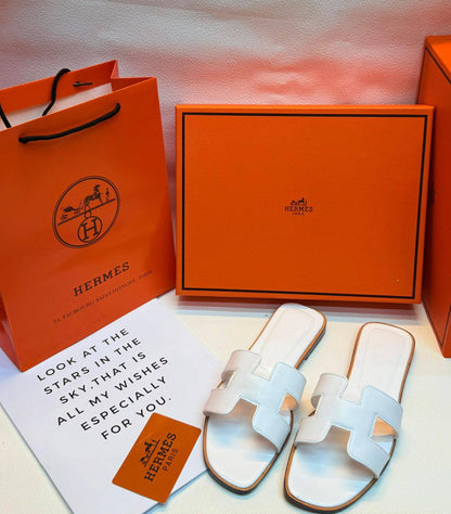 Hermes
Size 36to41
75 dhs🌺

Zain236
♥️♥️♥️