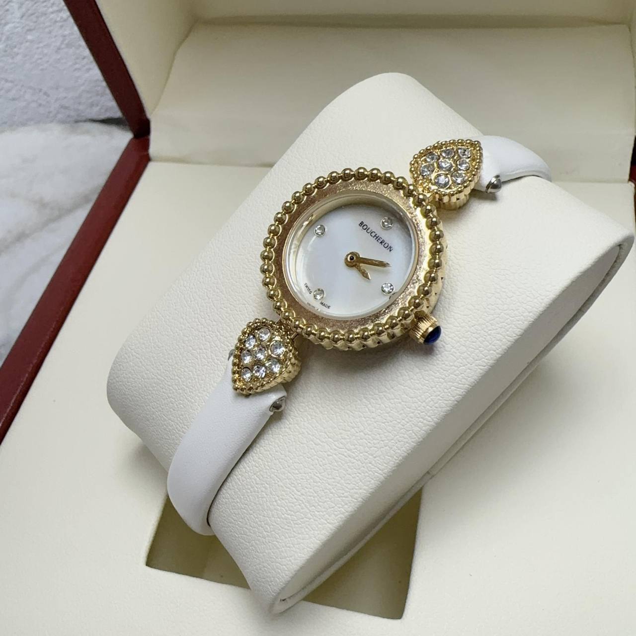 Leather belt 
ladies watches 
55 dhs🌺

Zain45
♥️♥️♥️
