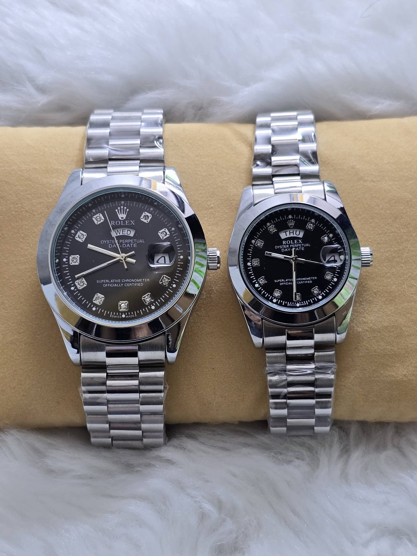 Rolex couple set
105 dhs❣️
*Battery*

Zain29
♥️♥️♥️