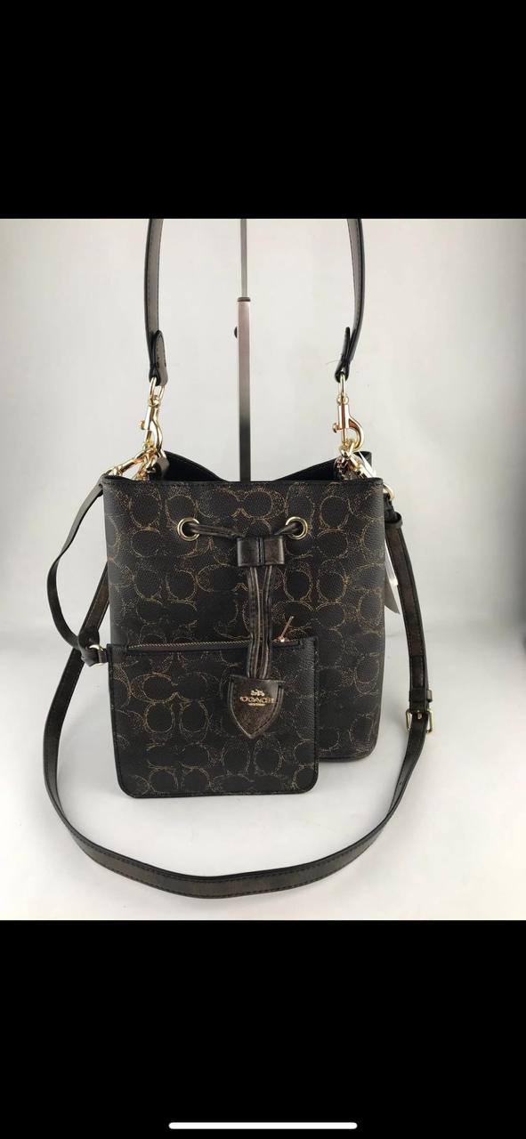 Coach
Master 💓💓
🌺😍23cm 
240 dhs✅

Zain248
♥️♥️♥️