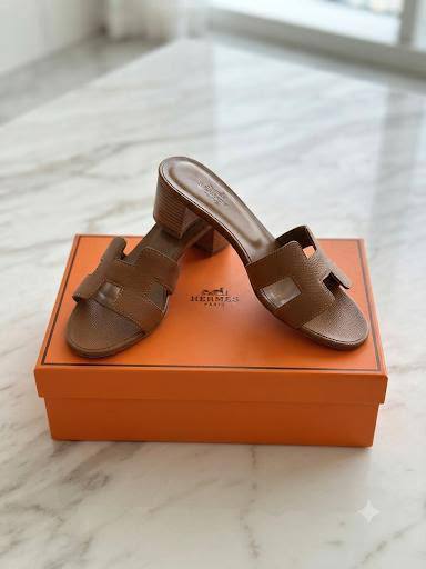 NEW CAME
HERMES  
GOOD QUALITY
95 dhs🇦🇪🇦🇪
Size 36 TO 41

Zain40
♥️♥️♥️