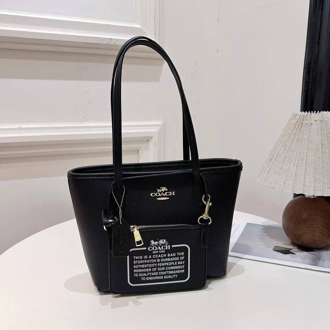 COACH
👑Good  QUALITY 
SIZE：31
80 dhs🪙💕

Zain04
♥️♥️♥️