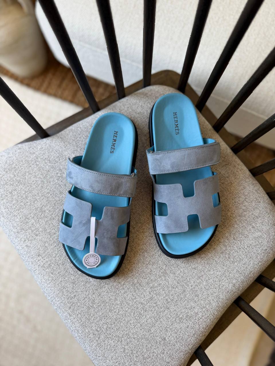 Hermes
𝑨𝑨𝑨 𝑸𝑼𝑨𝑳𝑰𝑻𝒀
𝑺𝒊𝒛𝒆 36 𝒕𝒐 41 
450 dhs✅

Zain81
♥️♥️♥️