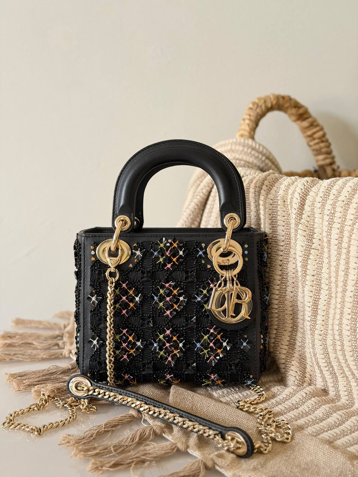 Dior 
Super master quality aaa


For Price 👇 WhatsApp✅
0568585901 
0507557372
0552275751 Owner Zain 👌

Zain315
♥️♥️♥️