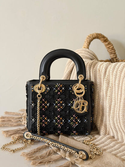 Dior 
Super master quality aaa


For Price 👇 WhatsApp✅
0568585901 
0507557372
0552275751 Owner Zain 👌

Zain315
♥️♥️♥️