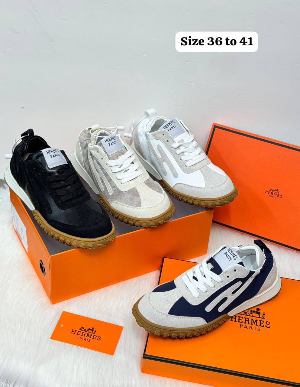 𝙃𝙚𝙧𝙢𝙚𝙨 𝙉𝙚𝙬 𝙨𝙝𝙤𝙚𝙨
💯high quality
Size 36-37-38-39-40-41
140 dhs❣️

Zain86
♥️♥️♥️