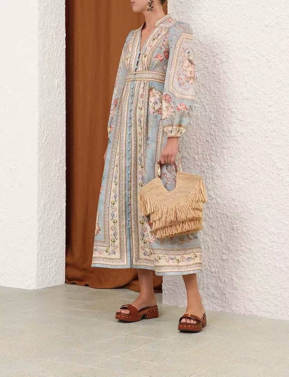 ❤️‍🔥 ZIMMERMANN NEW❤️‍🔥
  💯 % LINEN+COTTON✨
     ✨VIP quality 😍
Sizes;  0-1-2-3
950 dhs💓

Zain287
♥️♥️♥️