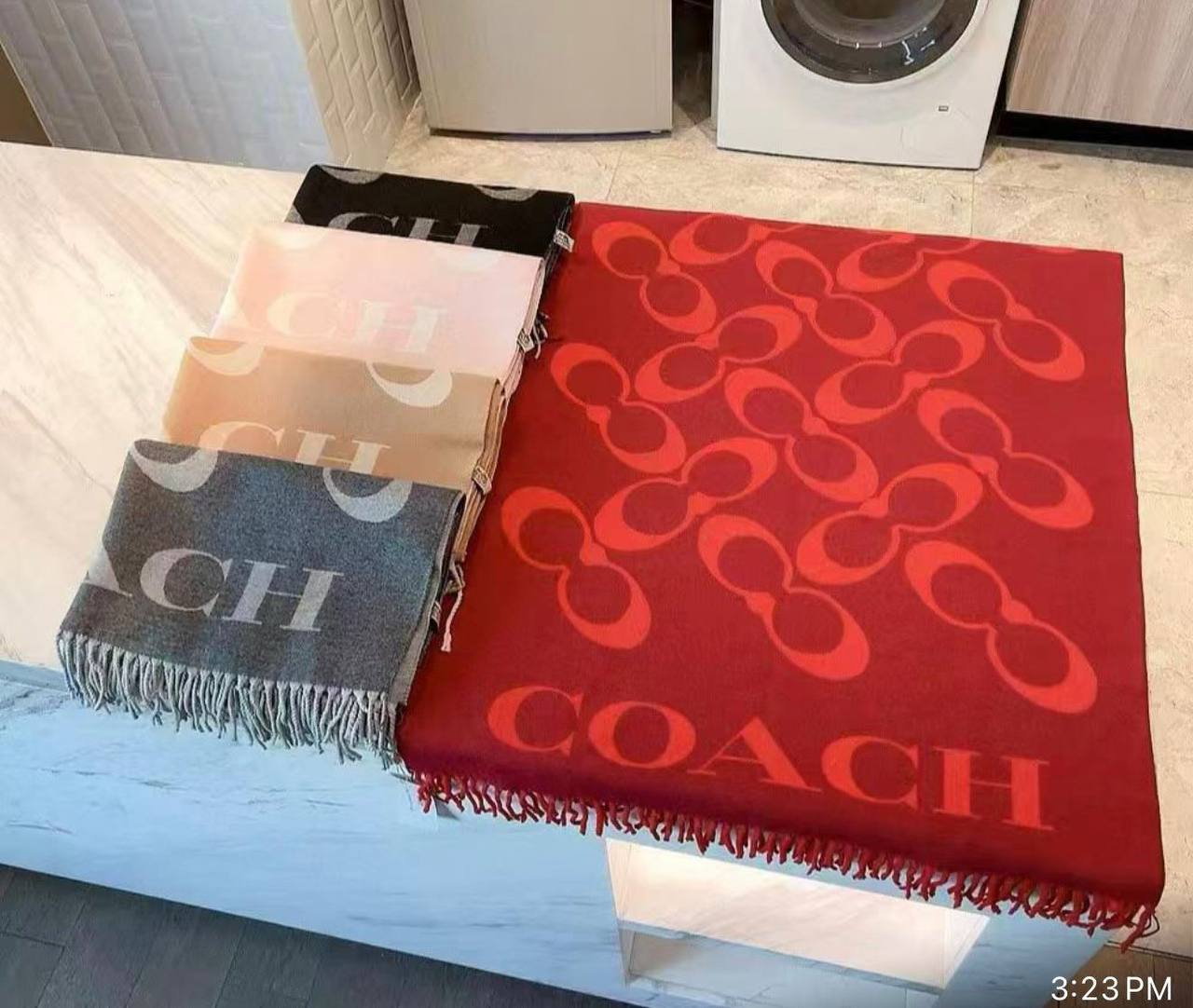 Winter scarf 
45 dhs🪙🌨️

Zain93
♥️♥️♥️