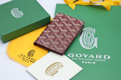 Goyard wallet 
55 dhs❣️

With box and paper bag
🎁🎁🎁

Zain33
♥️♥️♥️