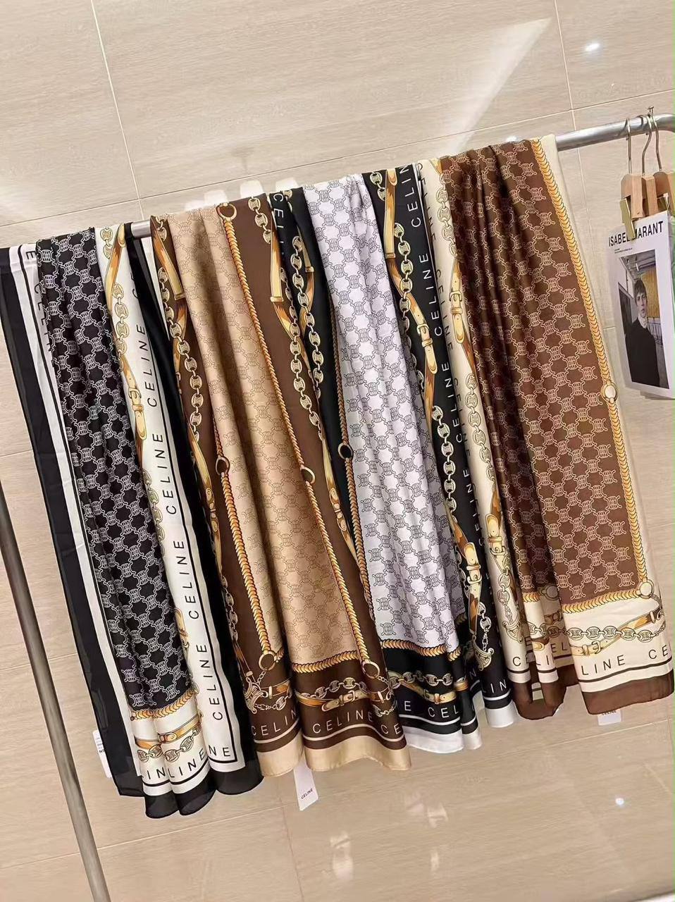 Silk scarf 
40 dhs🇦🇪🇦🇪

Zain93
♥️♥️♥️