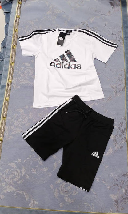 Sport Set
6 to 14 years size
75 dhs🪙🌨️

Zain27
♥️♥️♥️