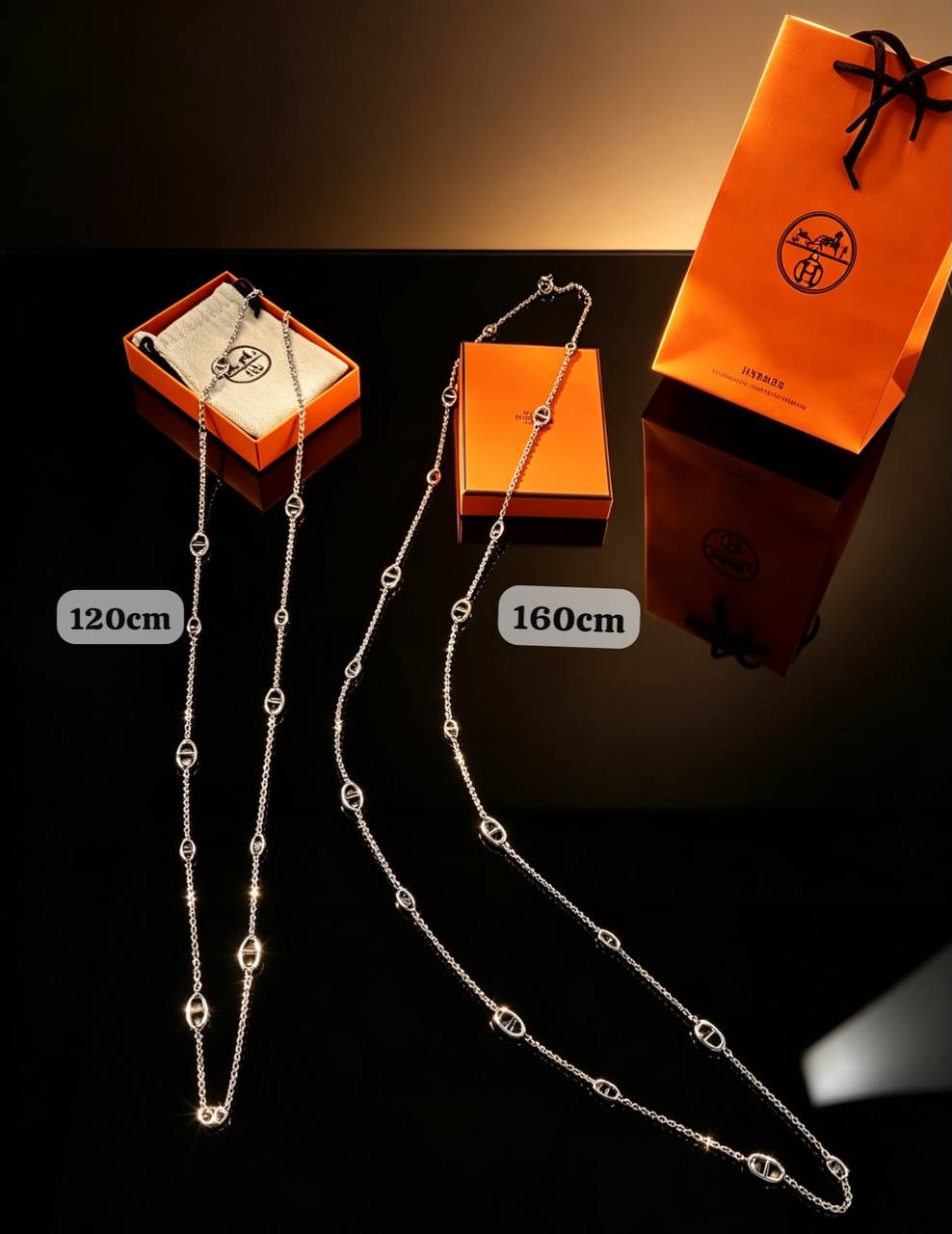 Hermes 
Stainless steel 💯
Long Necklace ❤️‍🔥
Size available 👇
160cm✨
120cm✨
Non tarnish 💯
With same original boxes 📦 
55 dhs🇦🇪🇦🇪

Zain216
♥️♥️♥️