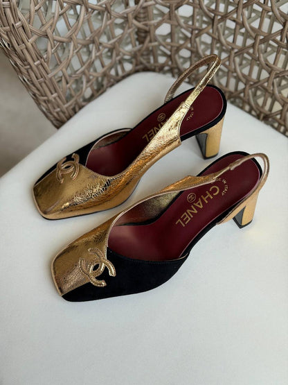 CHANEL 
Size: 36 to 41
Super master quality 
450 dhs✅

Zain198
♥️♥️♥️