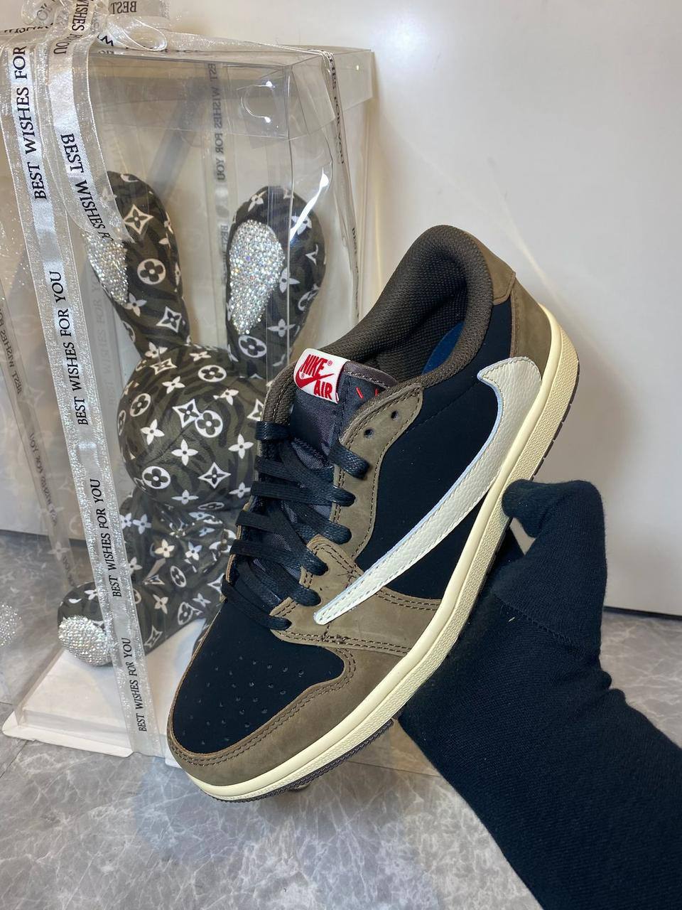 Travis Scott x Air Jordan 1 Low 'Mocha' 
36-45  AVAILABLE 
220 dhs❣️

Zain242
♥️♥️♥️