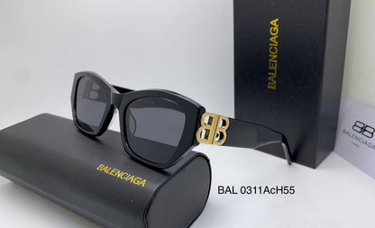 Balenciaga 
Master 
180 dhs❣️

Zain126
♥️♥️♥️