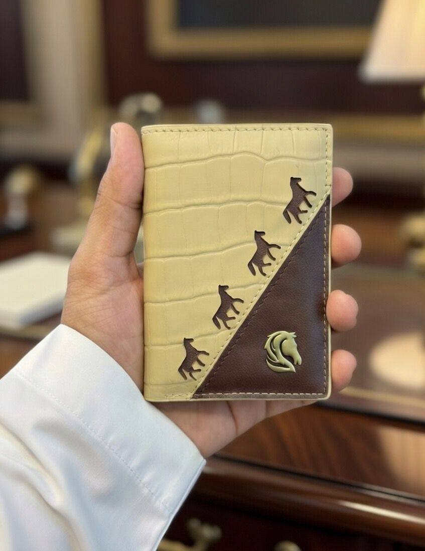 Louis Hilano 
wallet for men good quality 
90 dhs💓

Zain59
♥️♥️♥️