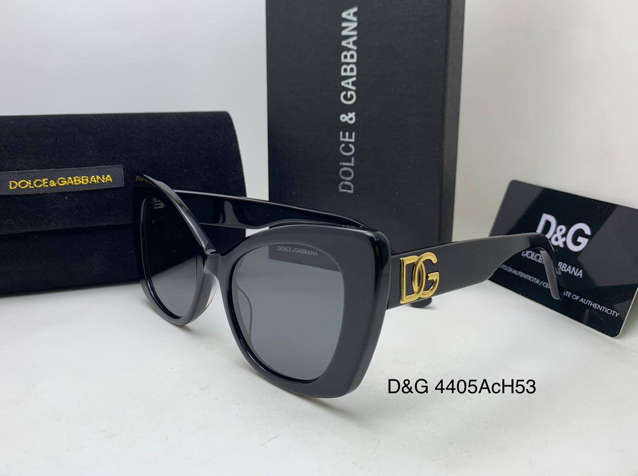 D&G
Master quality 
180 dhs❣️

Zain216
♥️♥️♥️