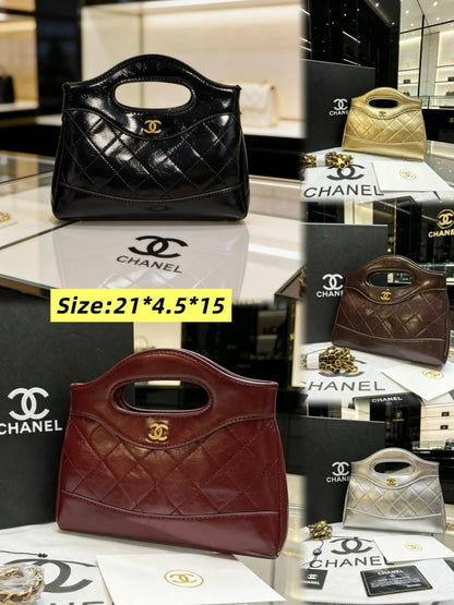 Chanel 

100 dhs🇦🇪🇦🇪🇦🇪
Have box

Size:21*4.5*15

Zain07
♥️♥️♥️