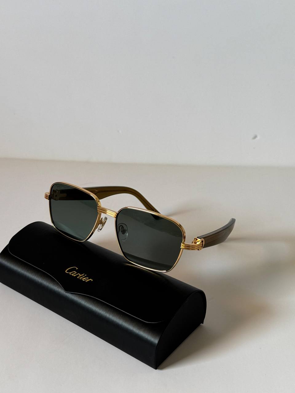 𝐂𝐚𝐫𝐭𝐢𝐞𝐫
Super master quality🪡✨
New Available☺️
For Price 👇 WTSP Text Zain 0568585901

Zain165
♥️♥️♥️