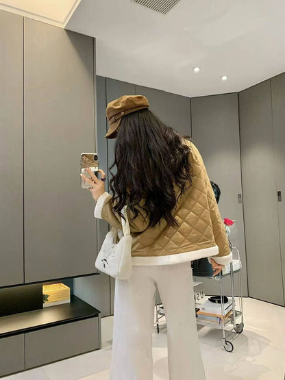 *New collections 💕💕    
280 dhs🪙🌨️
*good  quality  
*Sizes:S M L xl* 
*AVAILABL winter jacket

Zain231
♥️♥️♥️