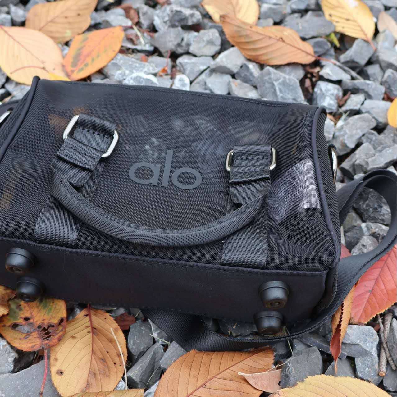 NEW CAME
ALO BAG
GOOD QUALITY
65 dhs✅

Zain40
♥️♥️♥️