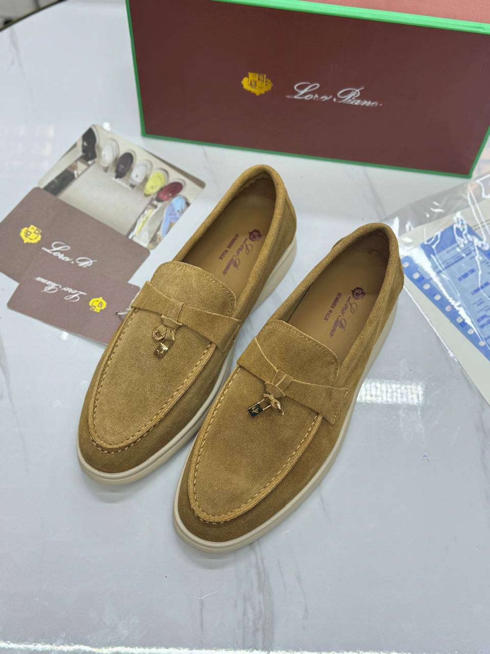 LORO PIANO
SIZE 36-41
130 dhs🪙💚

Zain21
♥️♥️♥️